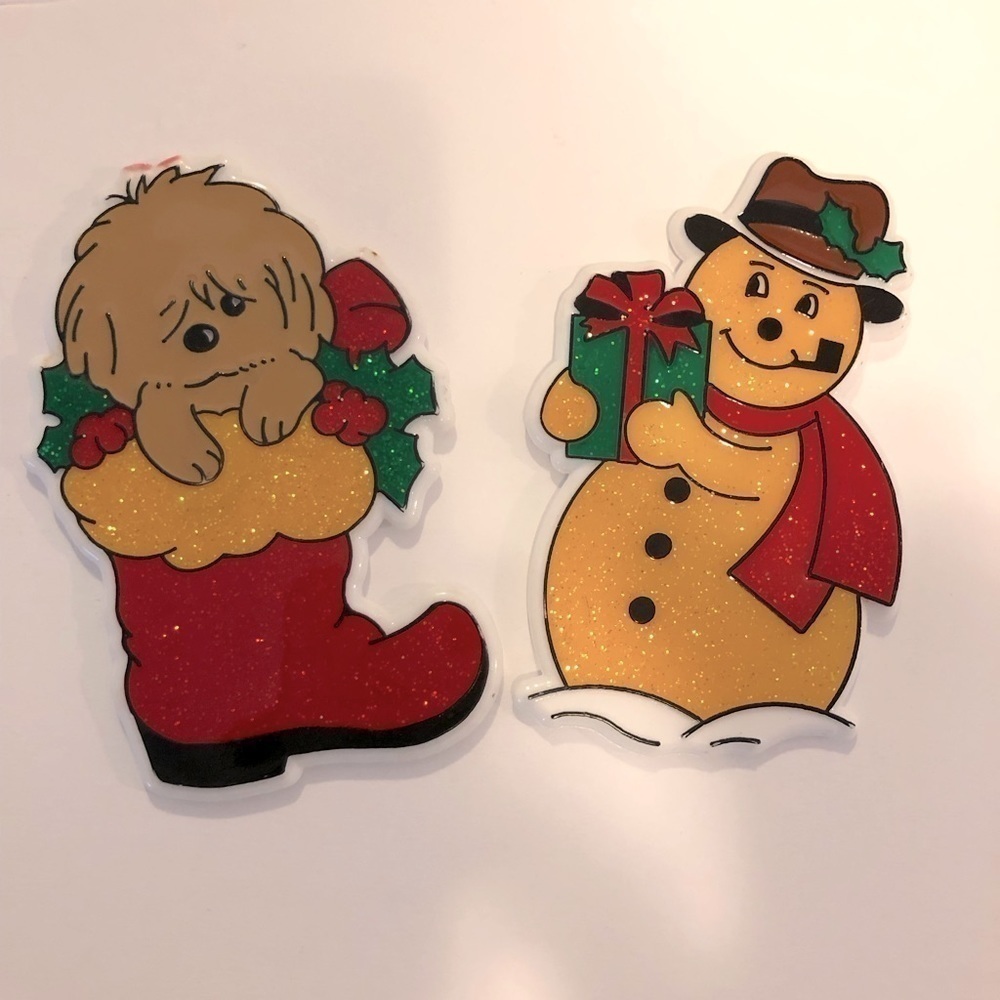 Vtg Christmas Magnets- Puppy In Boot and Frosty the Snowman from the 80’s